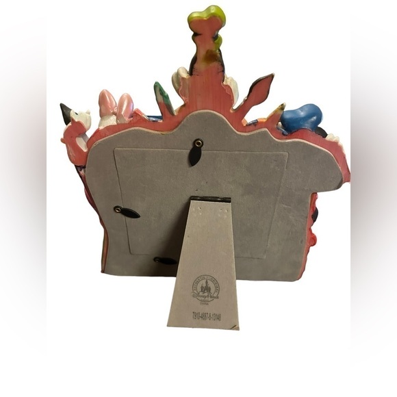 Disney World 3D Picture Frame MICKEY MINNIE DONALD DAISY PLUTO GOOFY Art Paint - Picture 5 of 6